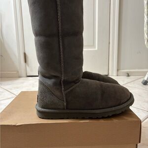 UGG Fluffy Gray Boots